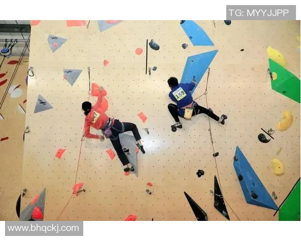 成都攀岩队的快攻策略与训练方法解析助力攀岩运动发展 成都攀岩队的快攻策略与训练方法解析助力攀岩运动发展