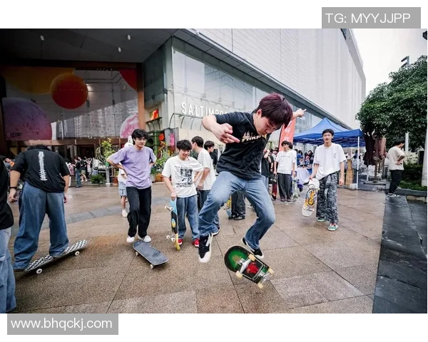 武汉攀岩队在滑板精英赛中的节奏表现分析与点评 武汉攀岩队在滑板精英赛中的节奏表现分析与点评