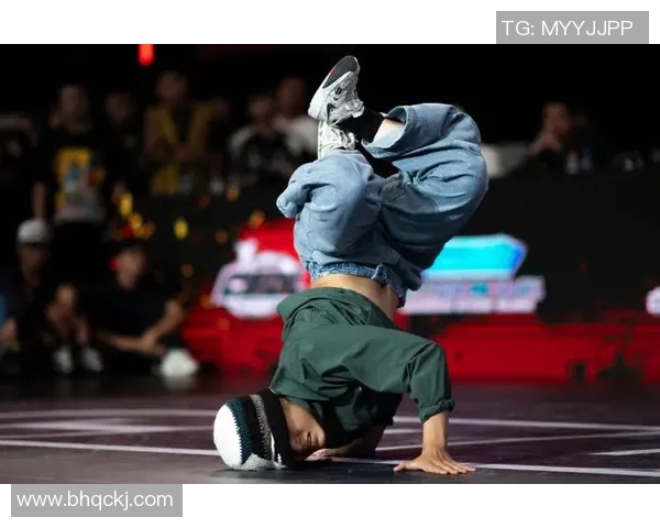 武汉街舞队整体压制体系解析与战术创新探讨 武汉街舞队整体压制体系解析与战术创新探讨