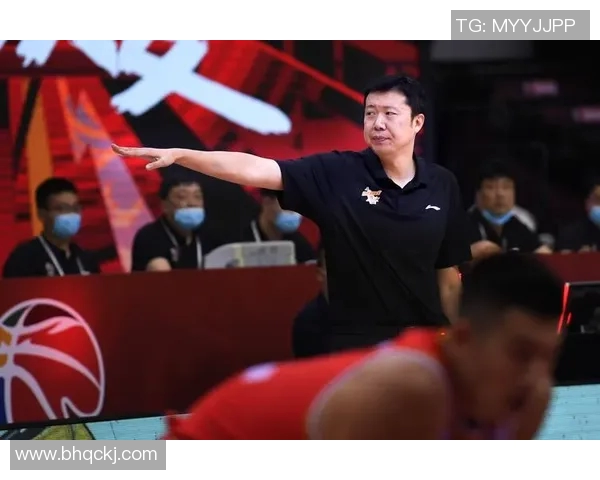 广州篮球队防守反击战术分析及其成败得失探讨