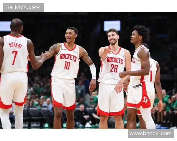 湖人对阵太阳的赛前全面分析与关键球员表现展望