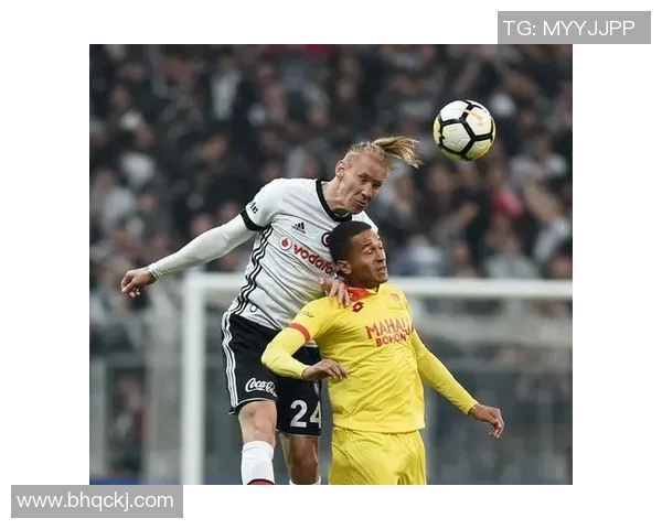 贝西克塔斯与马尔默的激烈对决展现足球魅力与团队精神 贝西克塔斯与马尔默的激烈对决展现足球魅力与团队精神