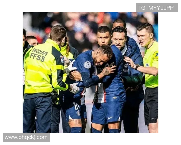 内马尔本赛季再度受伤巴黎欧冠之路恐遭重创