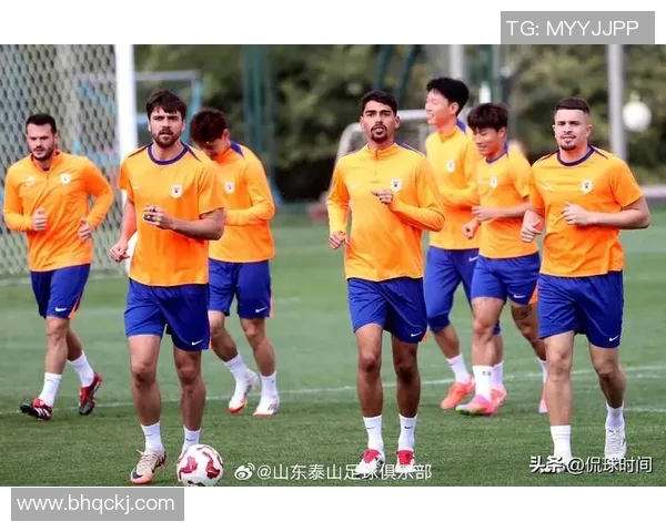 国安迎战杜伊斯堡全力争胜期待精彩对决展现球队实力与战术配合