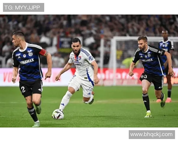 雷恩与昂热精彩对决比分直播全程跟踪分析与实时更新