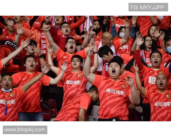 广州恒大淘宝迎战青岛球队全力争胜展现实力与激情